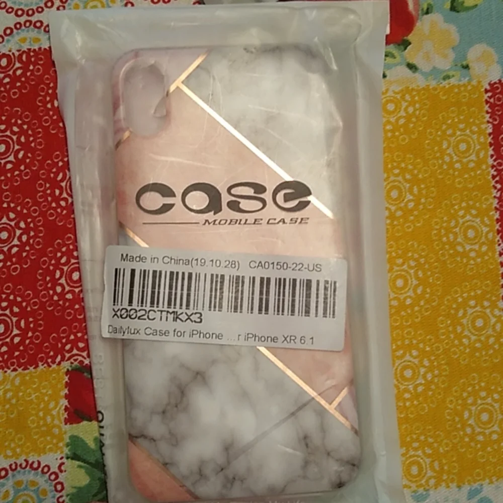 Phone cases bundle - Picture 9 of 16
